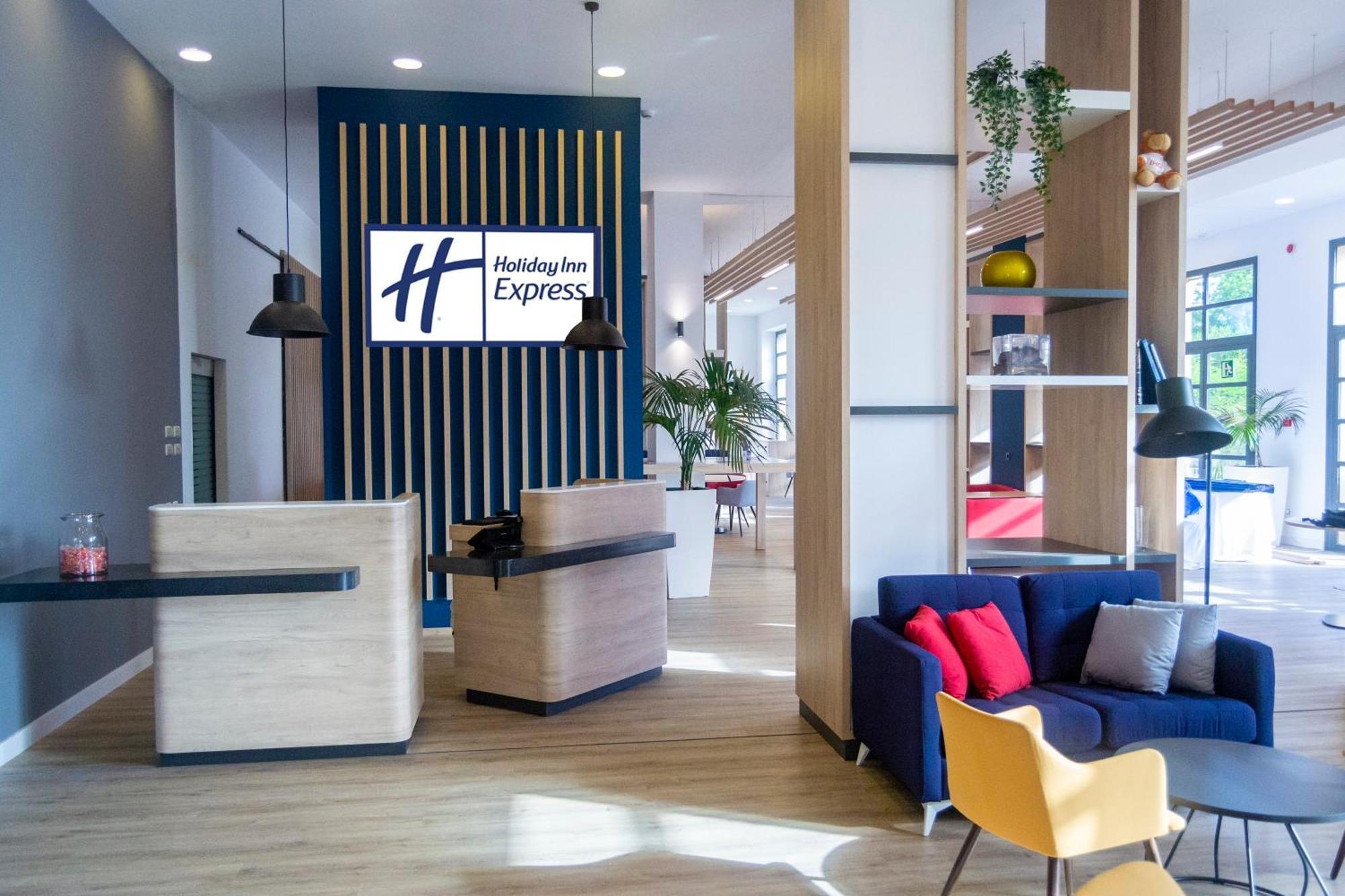 Express Ciudad De Ciencias By Ihg Hotel 3*